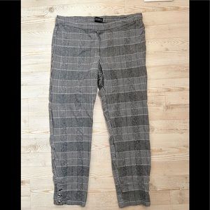 SOHO Apparel Black and white checkered business pants